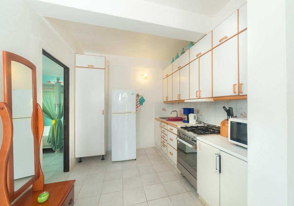 Royal Palm Holiday Apartment Méro Exterior foto